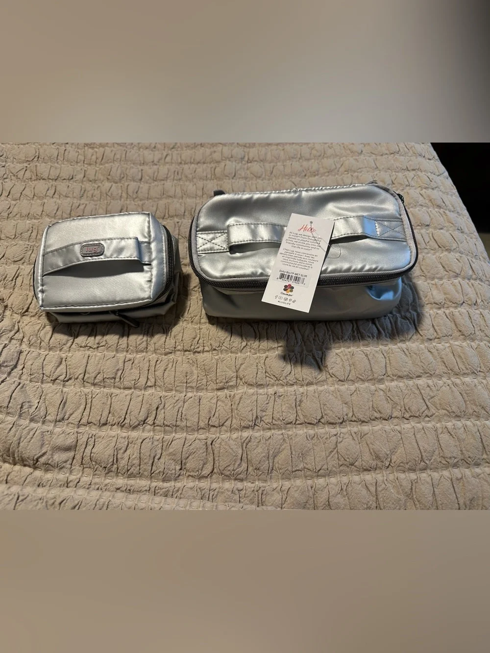 lug Silver Metallic Box Top set of. 2 Cosmetic Cases nwt